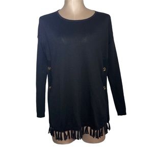 Lilly Pulitzer navy long sleeve sweater with fringes. Size XXS. Gold hardware